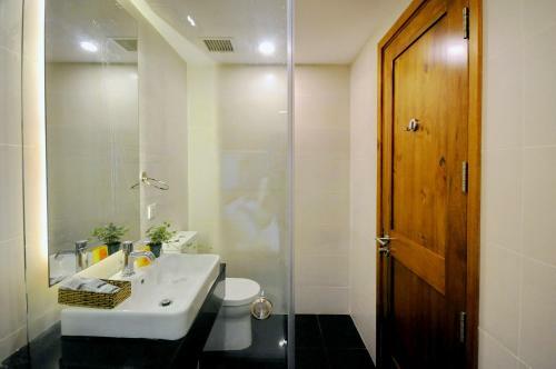 Holi Beach Hotel & Apartments