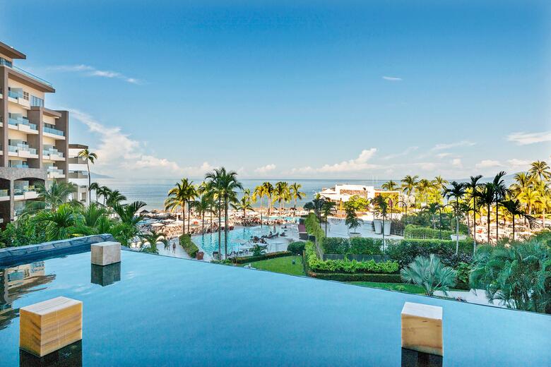Hotel Secrets Vallarta Bay Resort & Spa