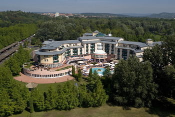 Lotus Therme Hotel &amp; Spa