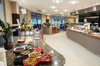 Lotus Therme Hotel &amp; Spa