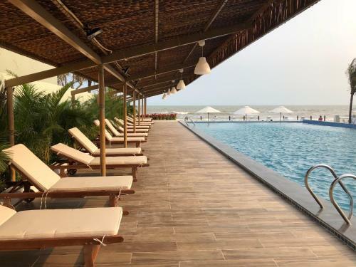 Blue Sapphire Resort - Seaview Apartment