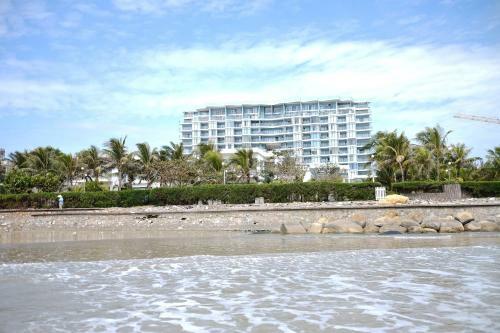 Blue Sapphire Resort - Seaview Apartment