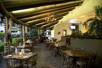 Hotel Club Del Mar