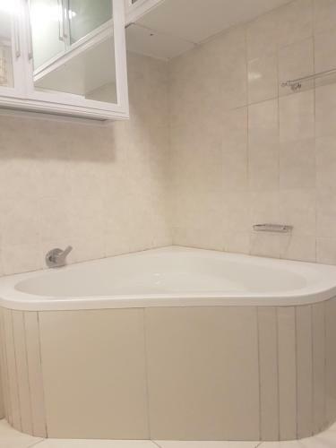 Beach Frond Apartment