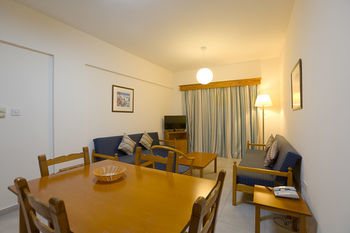 Kefalos - Damon Hotel Apartments