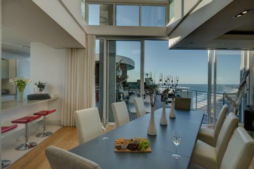 Bed & Breakfast The Penthouse On Beach
