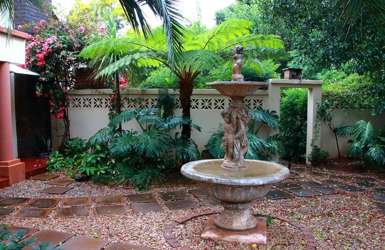 Bed & Breakfast Rozendal Guest House