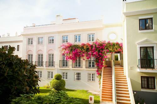 Hotel Old Village & Prestige