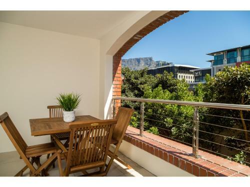 Rockwell Luxury Apartments