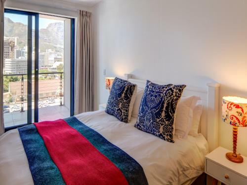 Rockwell Luxury Apartments