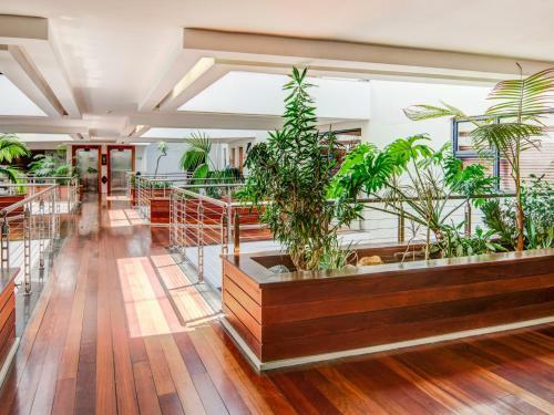 Rockwell Luxury Apartments
