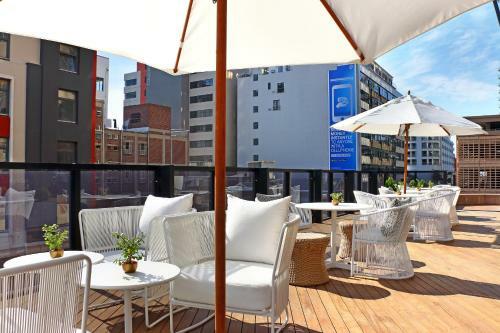 Apartamento Triangle Luxury Suites By Totalstay