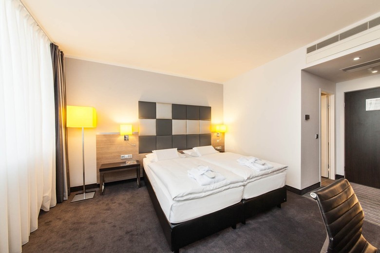 Hotel Winters Berl�n Im Spiegelturm