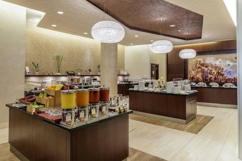 Hotel Doubletree By Hilton Bratislava