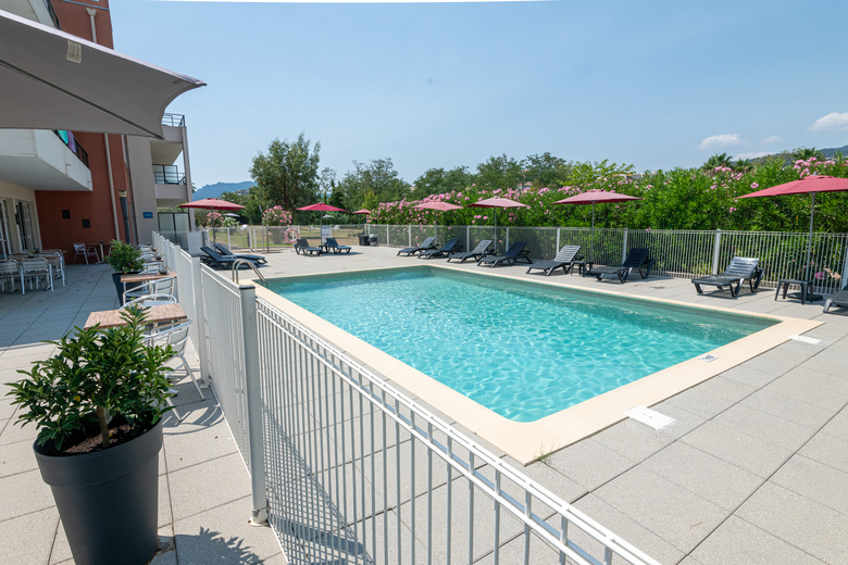 Hotel Zenitude H�tel-r�sidences Confort Cannes Mandelieu