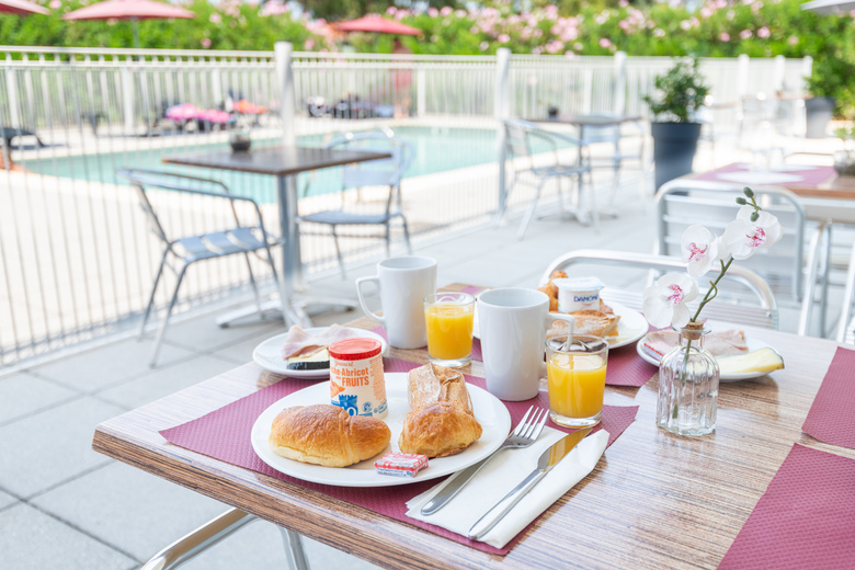 Hotel Zenitude H�tel-r�sidences Confort Cannes Mandelieu