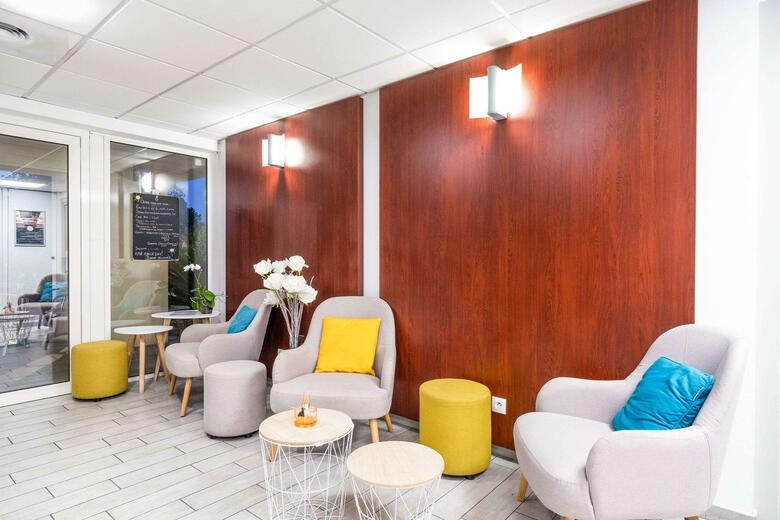 Hotel Zenitude H�tel-r�sidences Confort Cannes Mandelieu