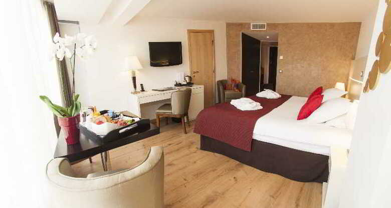 Hotel Montaigne