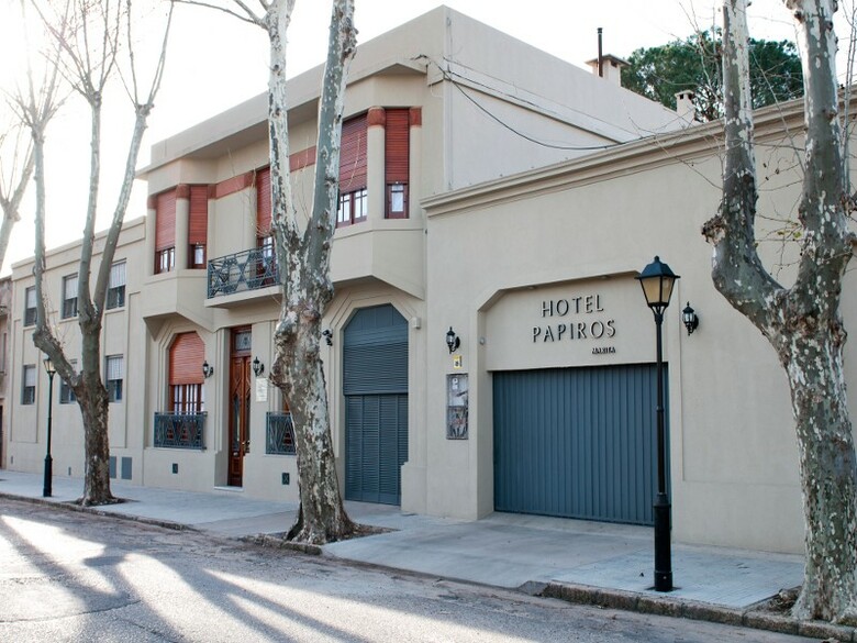 Hotel Papiros