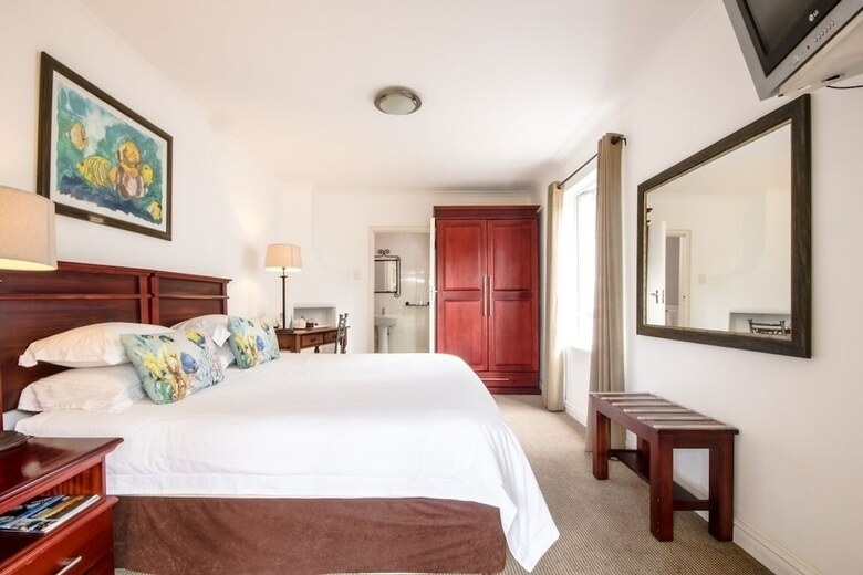 Hostal Bon Ami Guest House