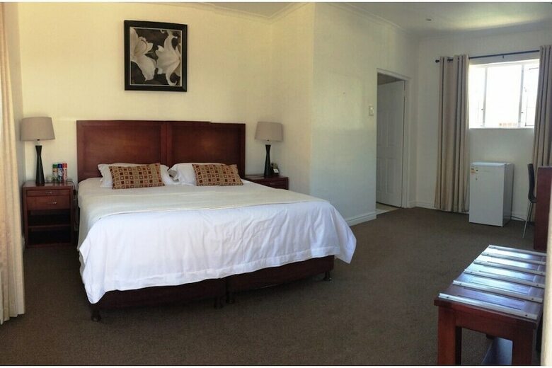 Hostal Bon Ami Guest House