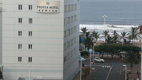 Parkview Hotel Room 711