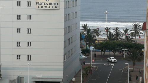 Parkview Hotel Room 711