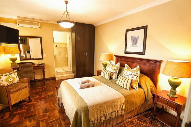Hostal Hilltop Manor