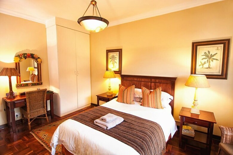 Hostal Hilltop Manor