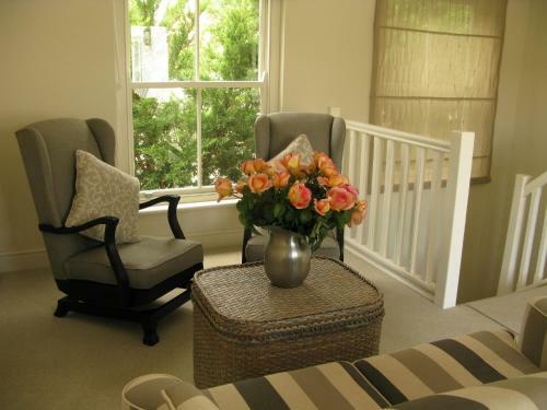 Hostal Maison D'ail Guest House