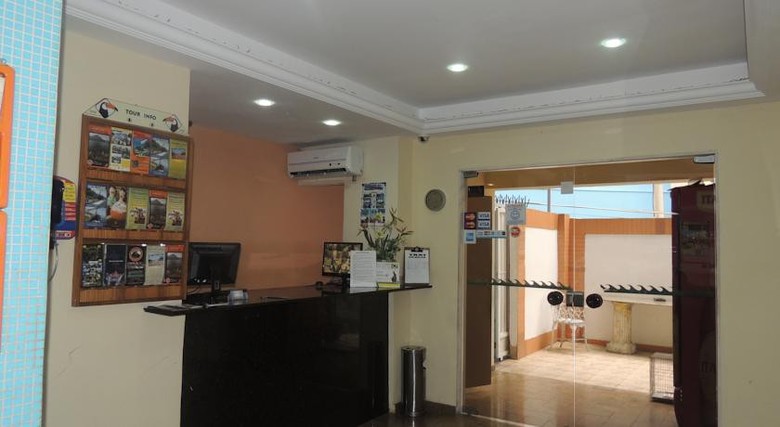 Hotel Colinas Residencia