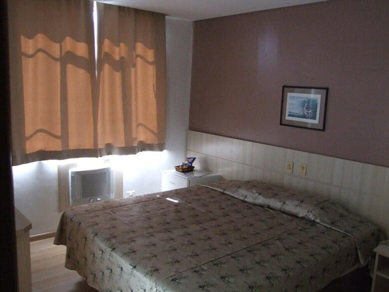 Gua�ra Palace Hotel
