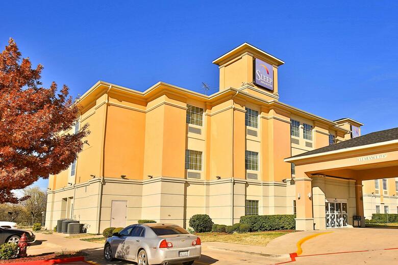 Hotel Sleep Inn & Suites University