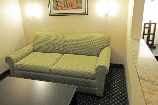 Hotel Comfort Inn & Suites North