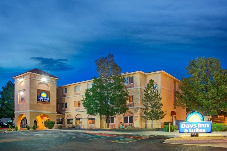 Hotel Days Inn And Suites Airport Albuquerque