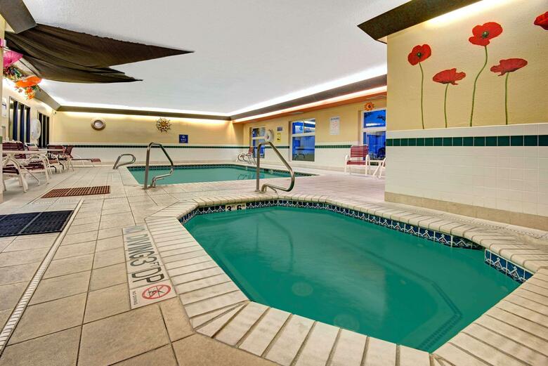 Hotel Days Inn And Suites Airport Albuquerque