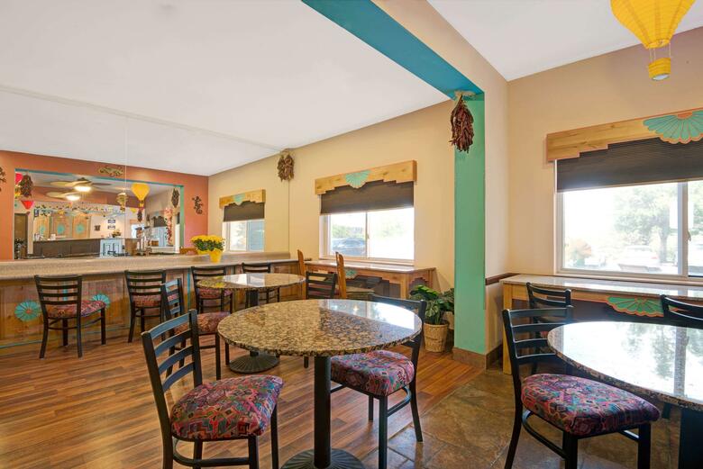 Hotel Days Inn And Suites Airport Albuquerque