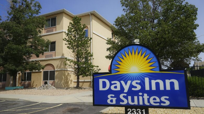 Hotel Days Inn And Suites Airport Albuquerque