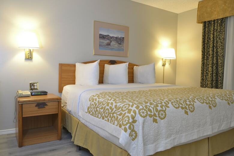 Hotel Days Inn And Suites Airport Albuquerque