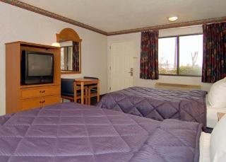 Hotel Econo Lodge West