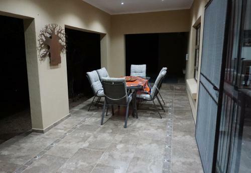 Kholwane Holiday Home