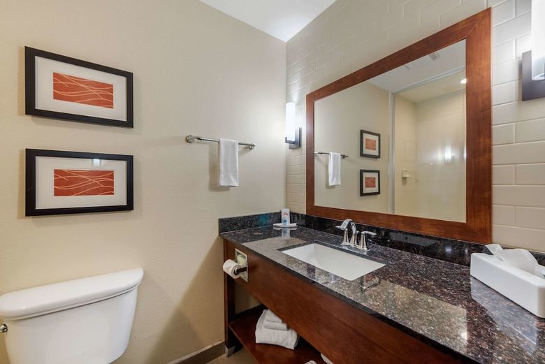 Hotel Comfort Inn
