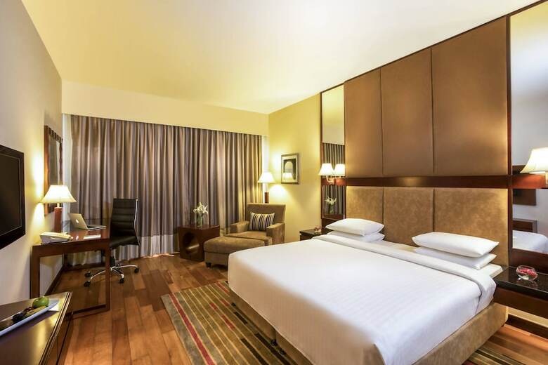Hotel Courtyard By Marriott
