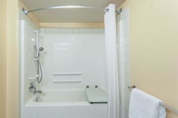 Hotel Super 8 Amherst Ns