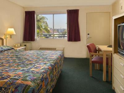 Hotel Ramada Limited Maingate North