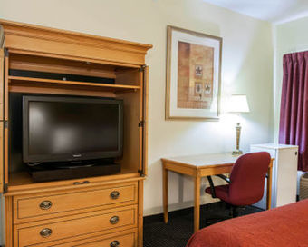 Hotel Quality Inn & Suites