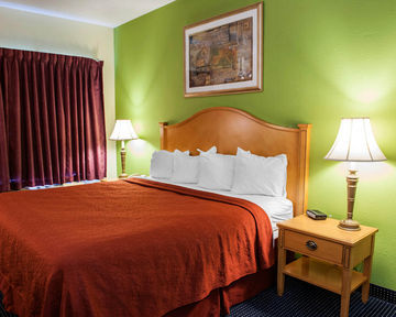 Hotel Quality Inn & Suites