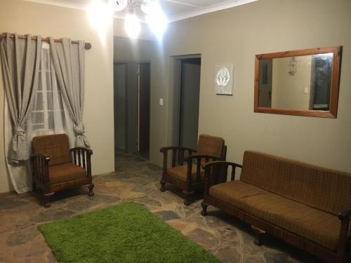 Lodge Thulile Guest Farm