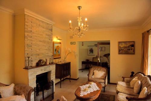 Hostal Dolliwarie Guesthouse