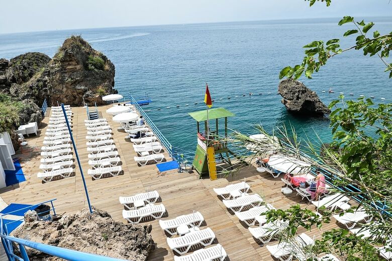 Seven Stars Exclusive Hotel